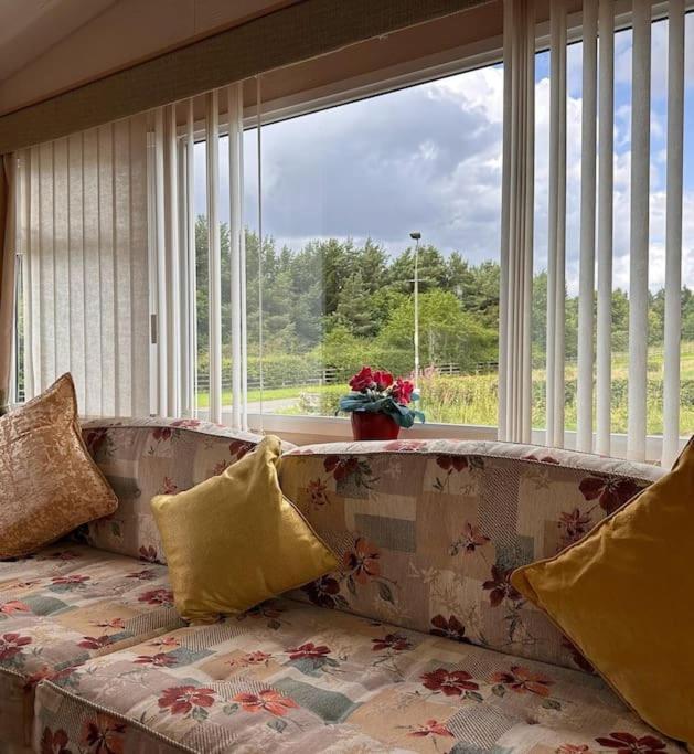 4-bedroom Cosalt Caravan In Uddingston, Glasgow *