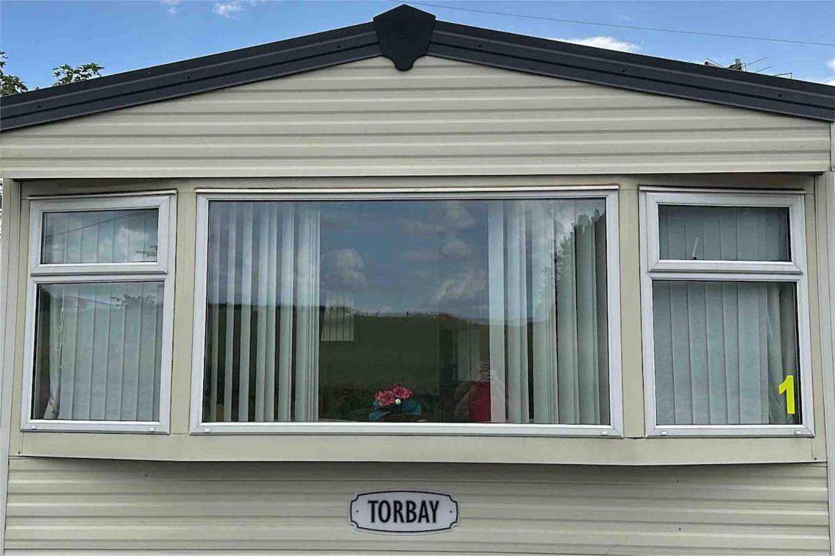 4-bedroom Cosalt Caravan In Uddingston, Glasgow * Uddingston